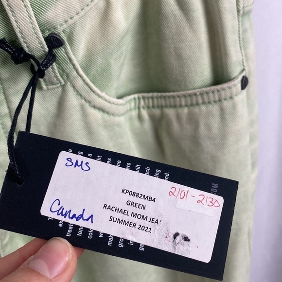 Kut From The Kloth Pastel Green Acid Wash Rachel Mom Jeans - NWT - Size 4 - Picture 6 of 15